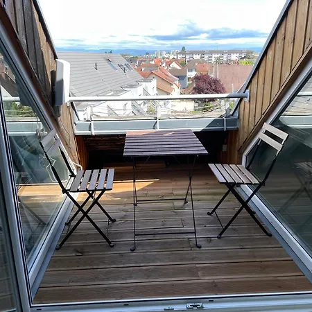 Appartement Duplex Lumineux Avec Terrasse. *